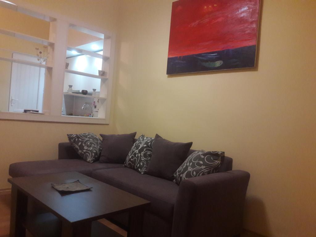 Comfortable Apartment Old Тбилиси Екстериор снимка